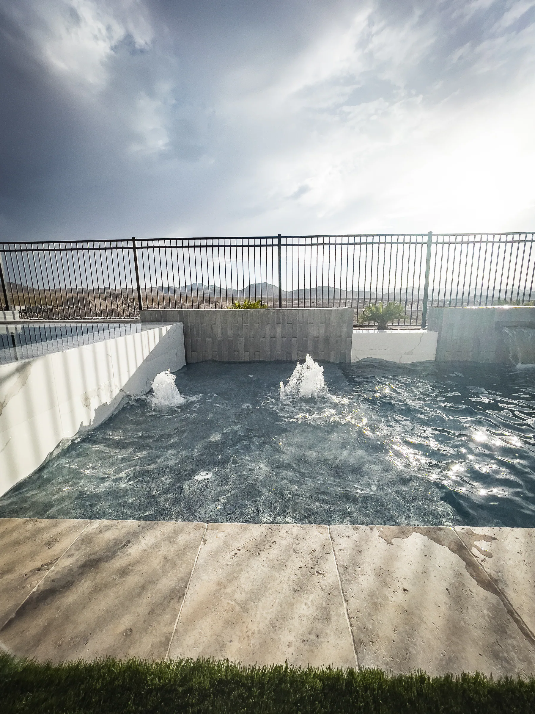 Overlook project showing Dejardines 2 3